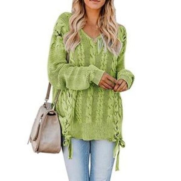 Fabulous Cable Knit Chunky Sweater - Picture 1 of 9